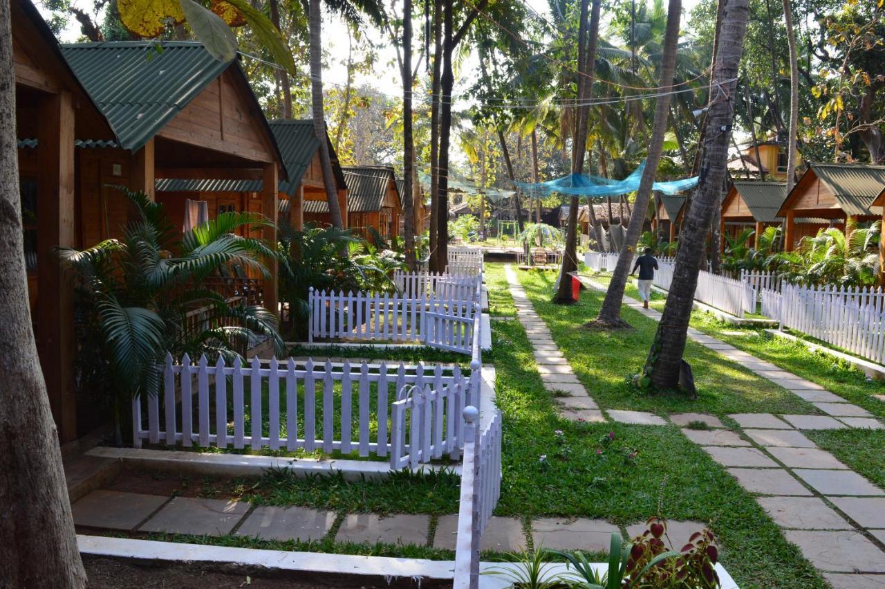 Kings Villa Resort パロレム エクステリア 写真