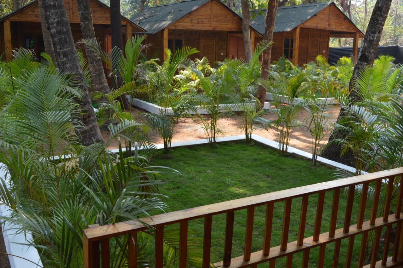 Kings Villa Resort パロレム エクステリア 写真